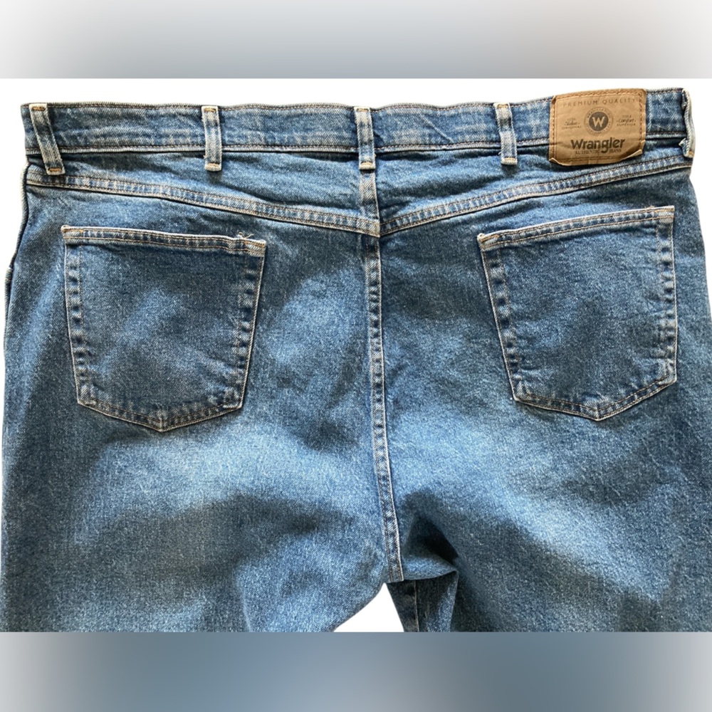 Wrangler Blue 5 pocket Jeans 42x29